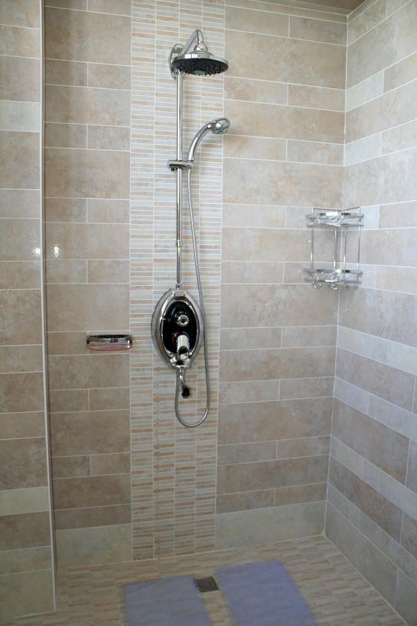 Luxurious Hotel Taraz Bagian luar foto